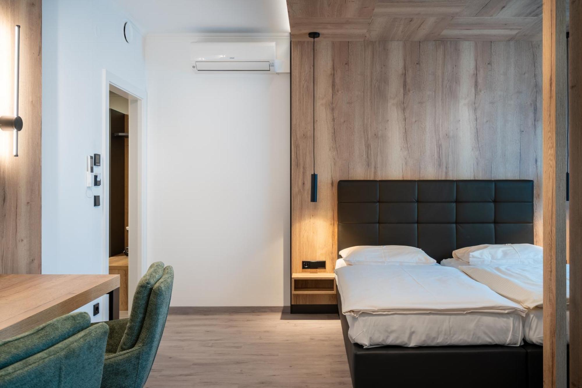 City Hotel Stockerau 4* Stockerau